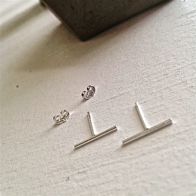 Radius Minimalist Bar Stud Sterling Silver