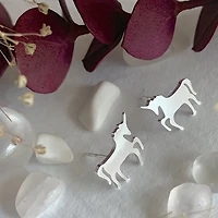 Tesias Uncorn Silhouette Stud Earrings Silver