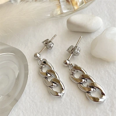 Pendientes largos con cadena curvada grande de 2 Chainz