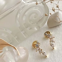 Bennu Ornate Rhinestone Climber Stud
