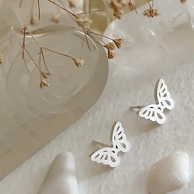 Levar Butterfly Silhouette Stud