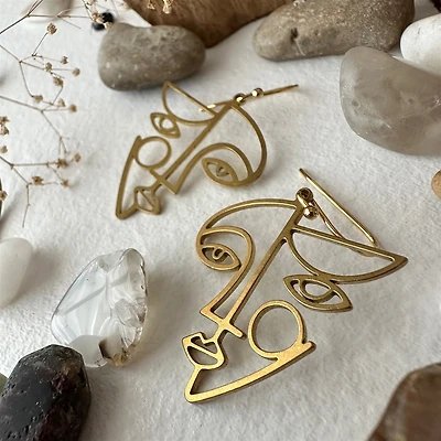 Klee Geometric Face Silhouette Earring