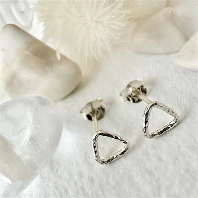 Delta Tiny Hammered Triangle Stud