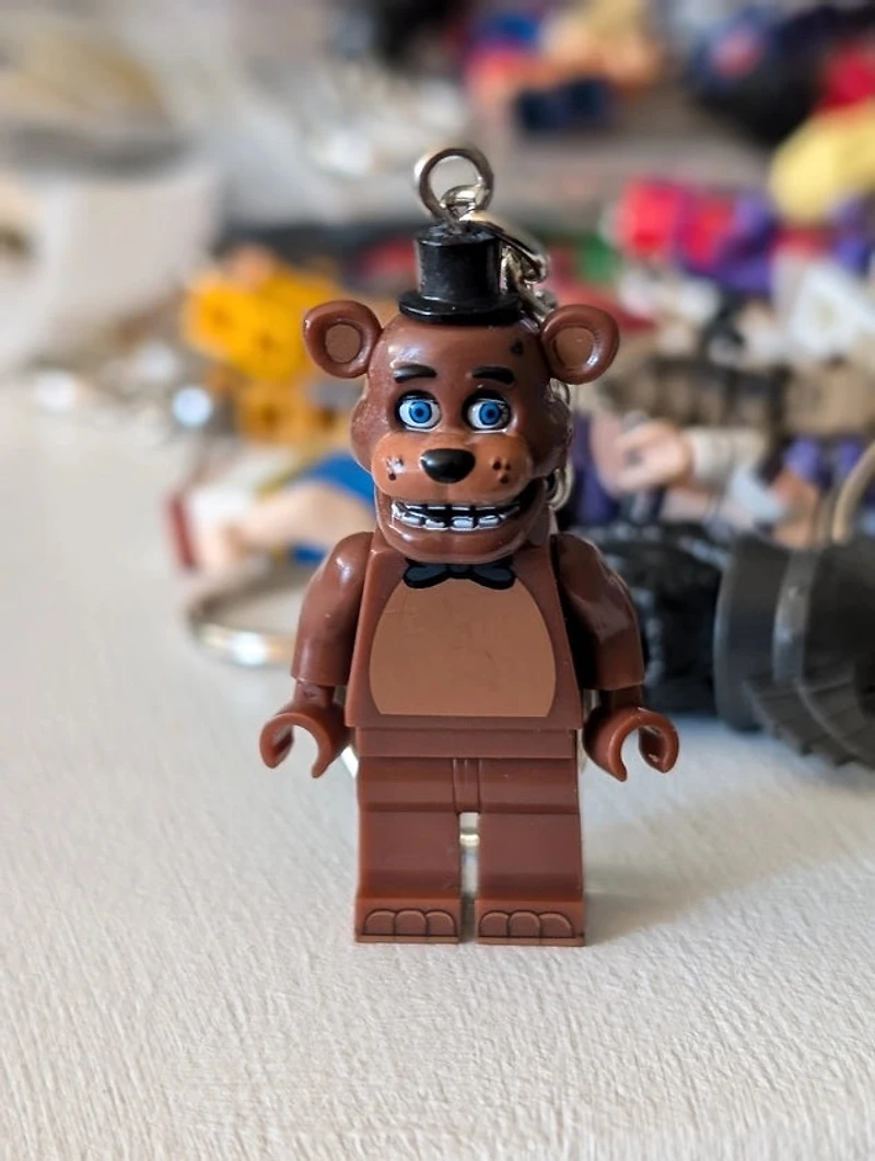 Freddy Keychain Fice Nights At Freddy's Minifigure