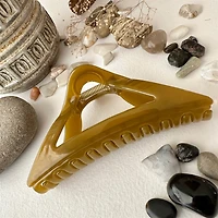 Gilot Hollow Triangle Hair Claw