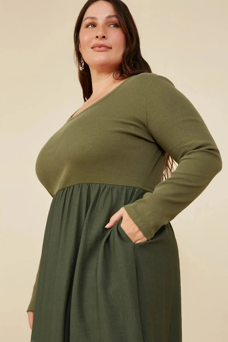Ribbed Knit Midi Scoop Neck Dress Plus