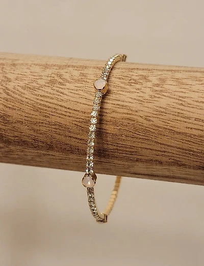 Prong And Bezel Clear And Pink Opal