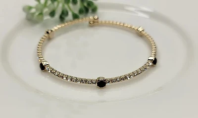 Prong And Bezel Clear And Black Cz