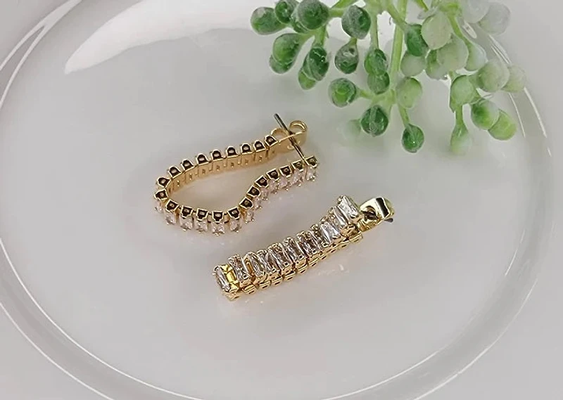 Baguette Wrap Around Gold Clear Cz