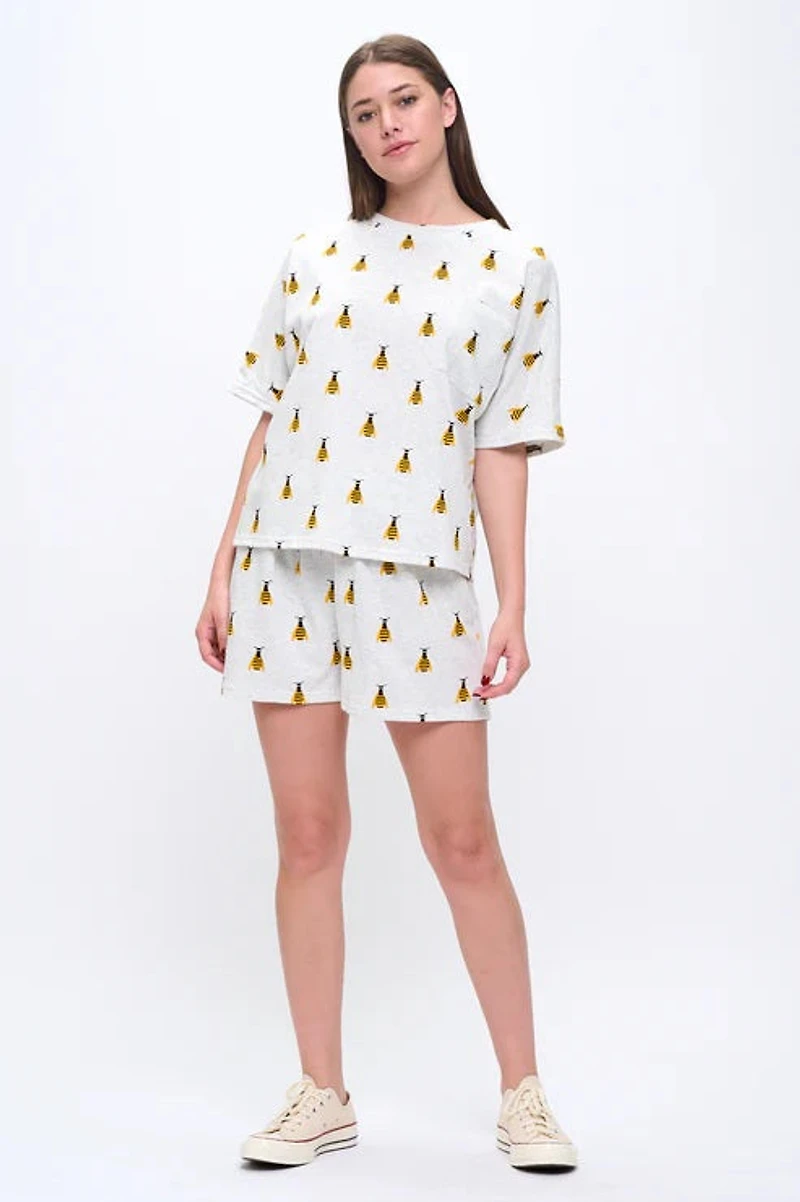 All Over Bee Print Relaxed Tshirt
