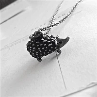 Share The Hedge Necklace.