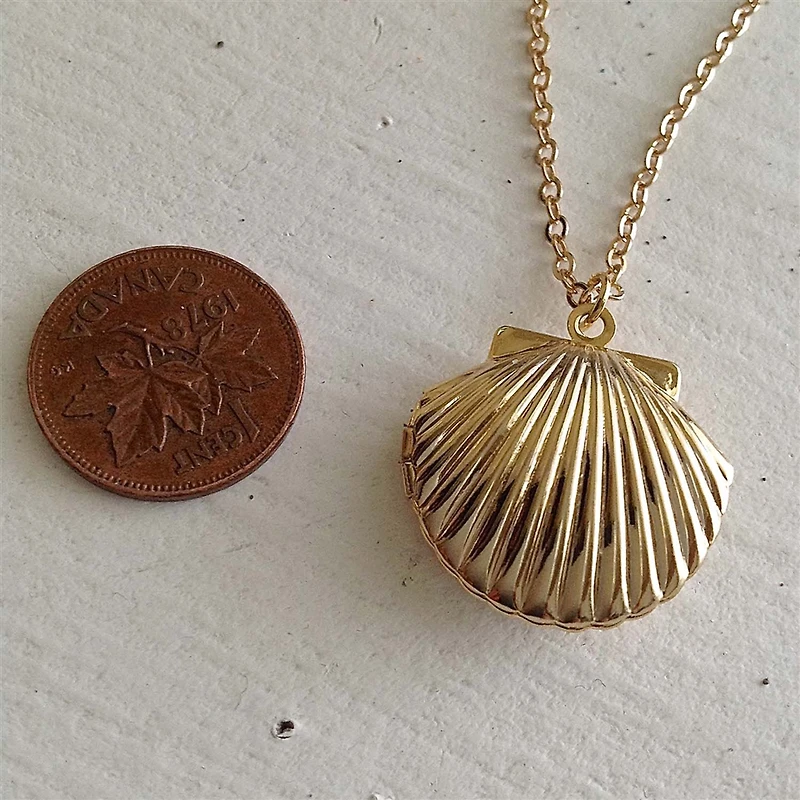 Amatheia Sea Shell Locket Necklace
