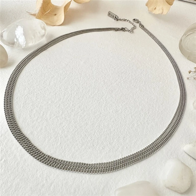 Ariadne Triple Layer Tiny Snake Chain