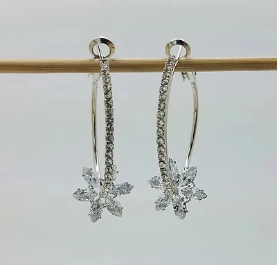 Clear Cz Hoop W/ Loose Flower