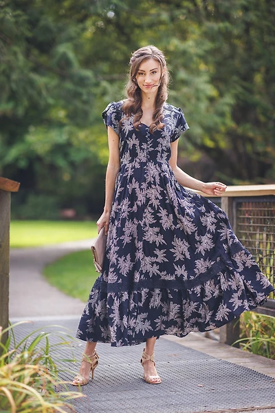 Short Sleeve Maxi Dress With Lace Border
