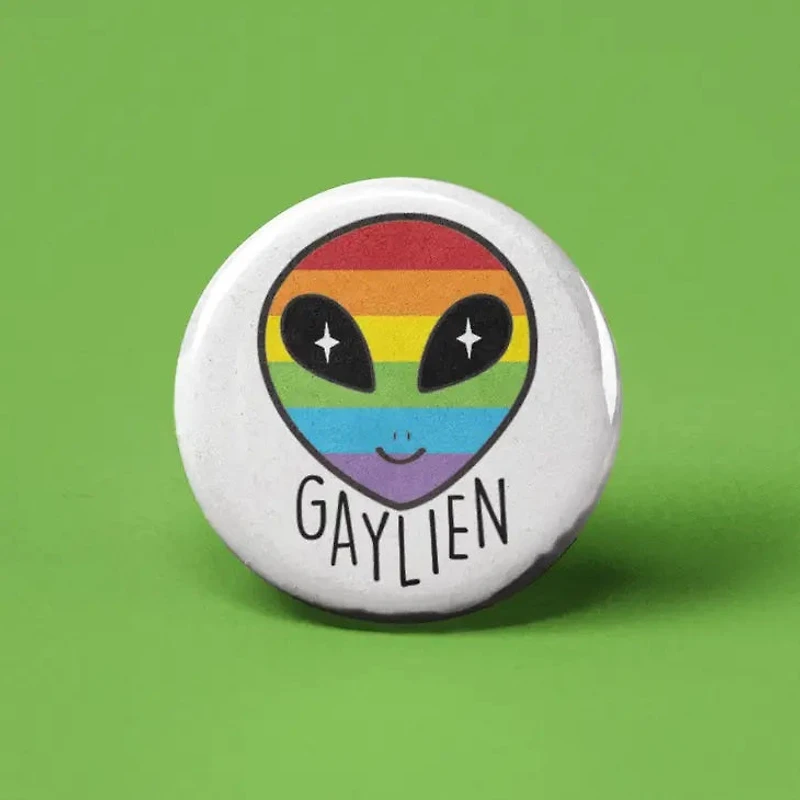 Gaylien Button