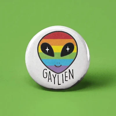 Gaylien Button