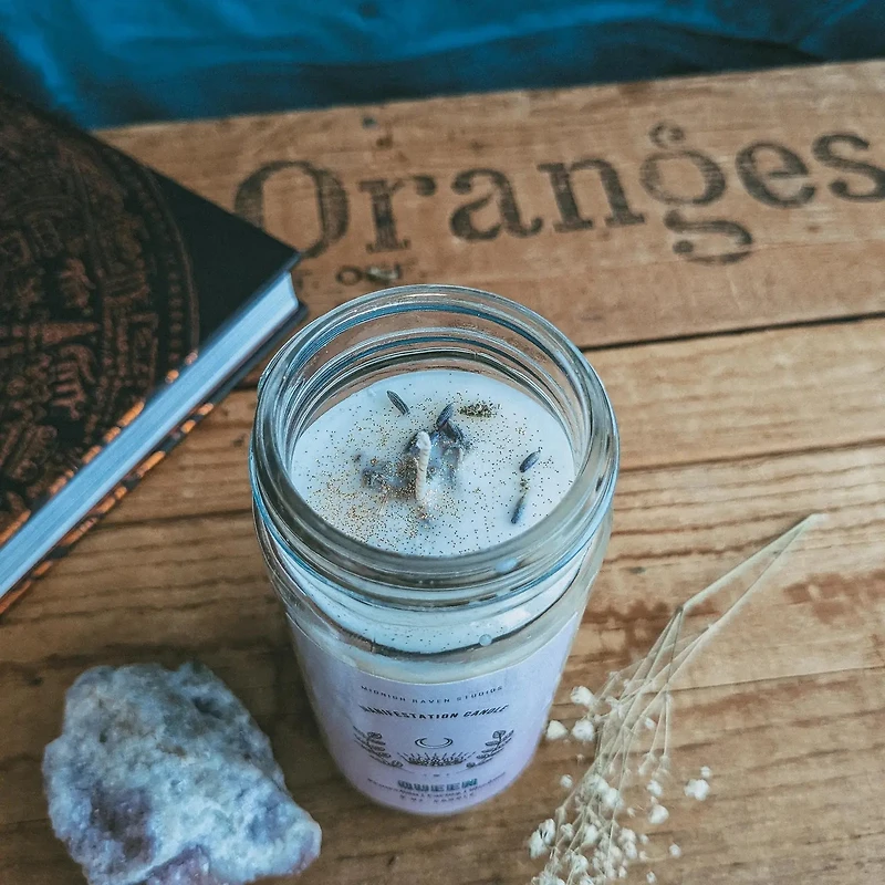 Queen Manifestation Glass Candle