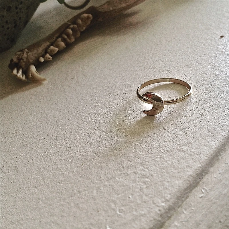 Moonshadow Ring