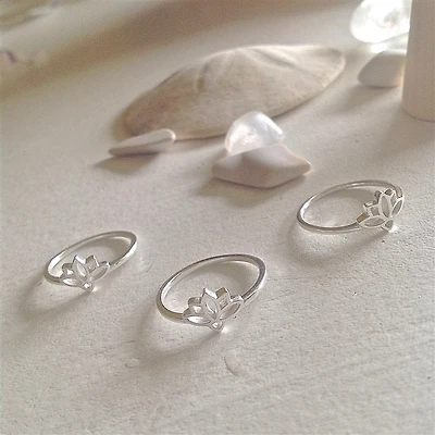Mali Lotusblossom Ring Size 7 Sterling Silver