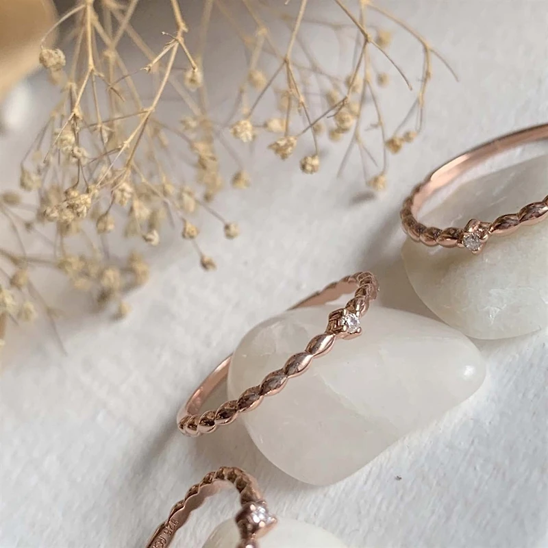 Gleinpnir Dainty Twist Ring Size 7
