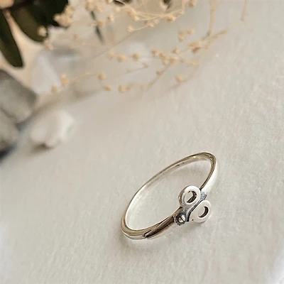 Snip Scissor Style Ring Size 7