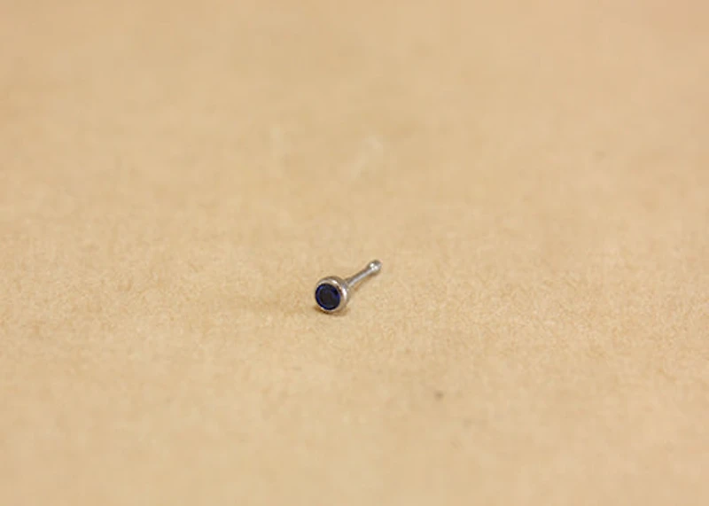 16G TI BEZEL GEM 2MM SAPPHIRE