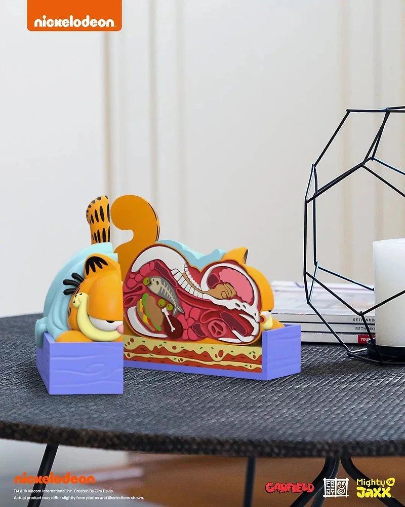 XXPOSED Garfield – Lasagna Bed Edition