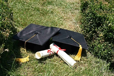 Discover Your Guide to Scholarship: How to Get It for Your Future Sake