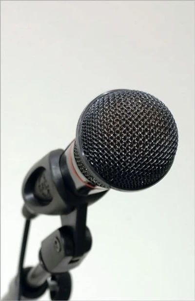 Confident Speaker: How to Beat Your Public Speaking Fear