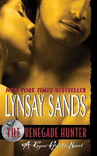 The Renegade Hunter (Argeneau Vampire Series #12)