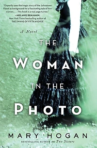 the Woman Photo: A Novel