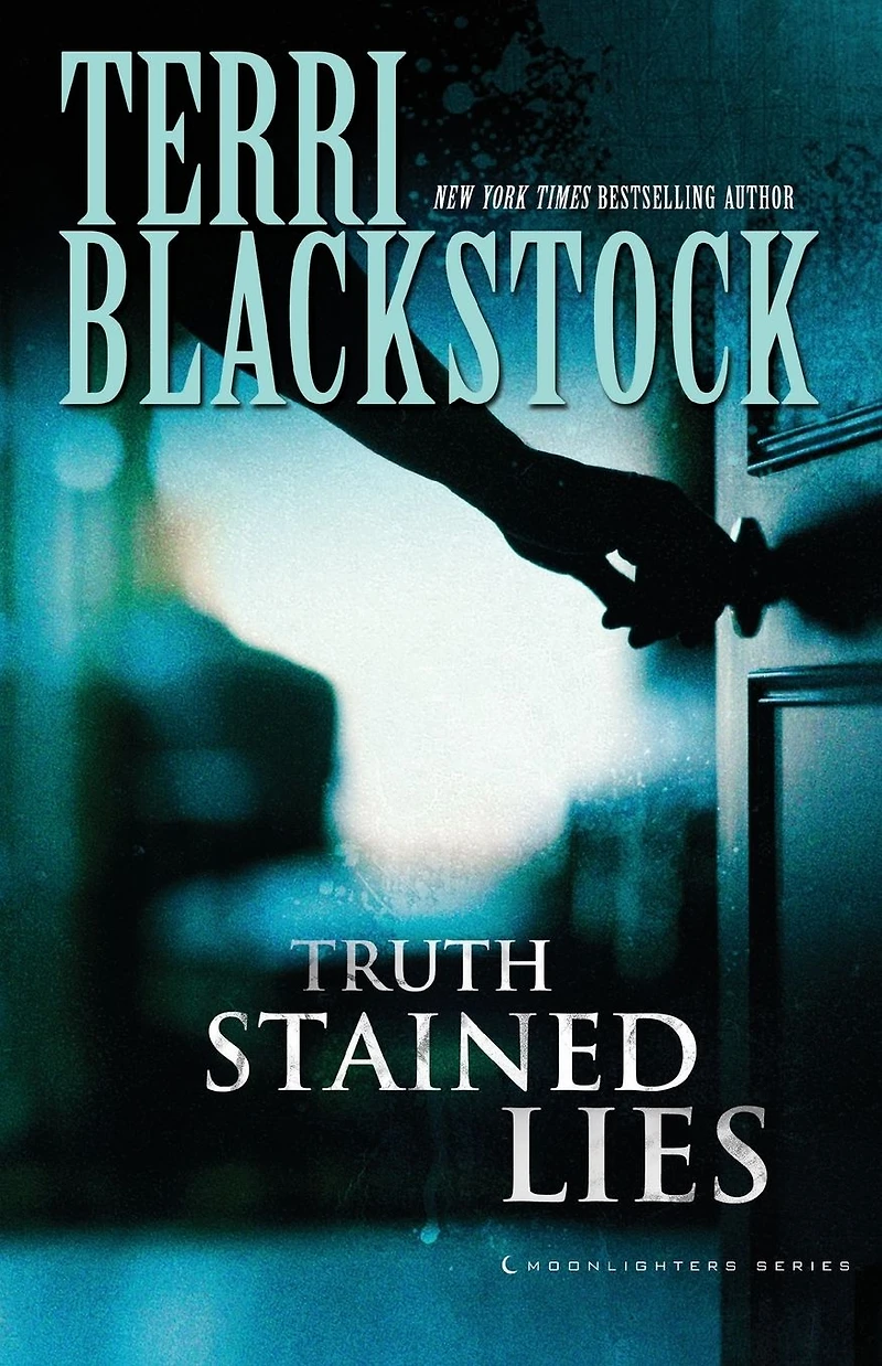 The Moonlighters Collection: Truth Stained Lies, Distortion, Twisted Innocence: Three Sisters, Crimes, One Thrilling Series