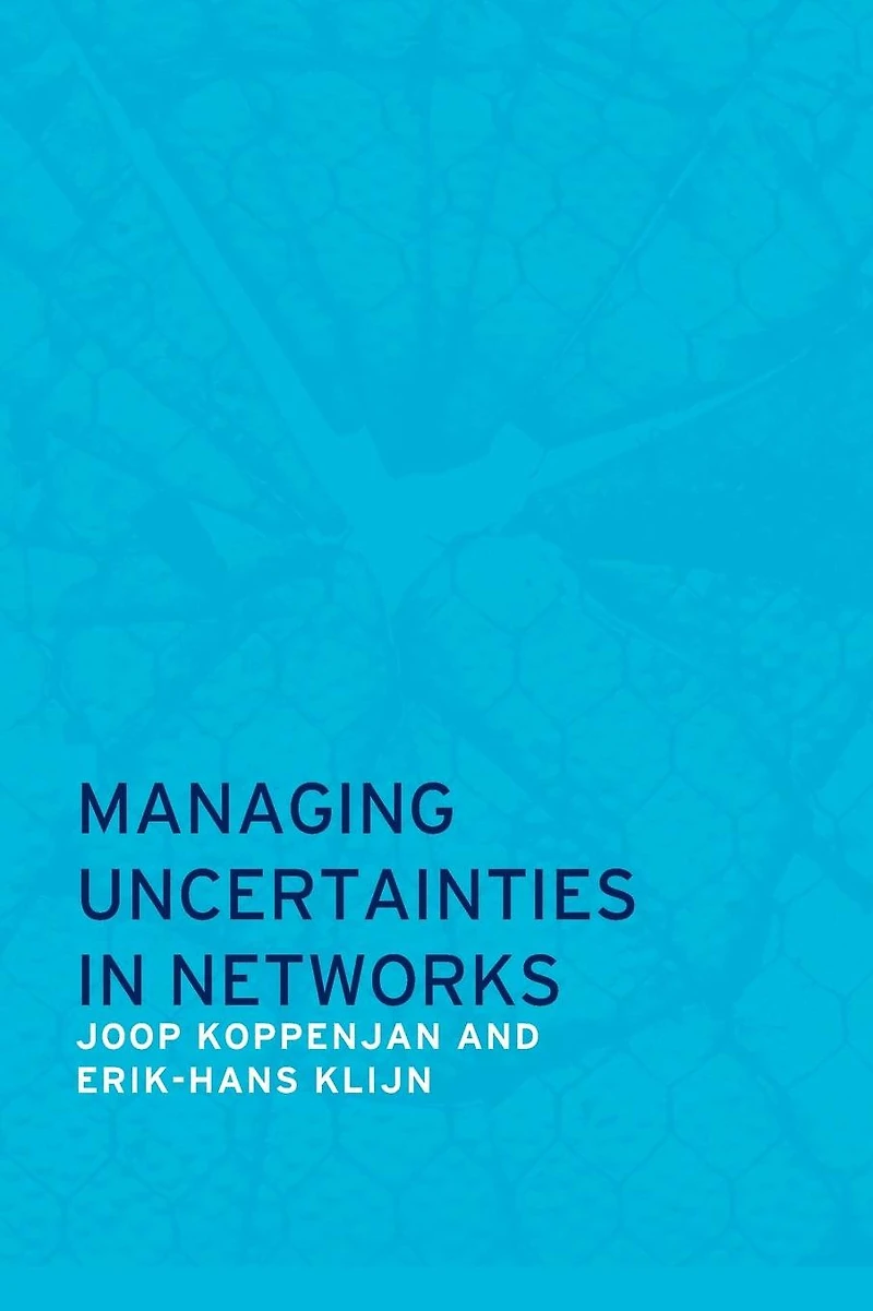 Managing Uncertainties Networks: Public Private Controversies