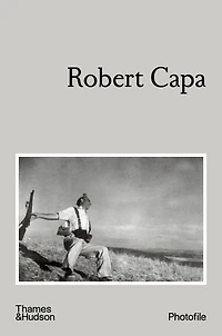 Robert Capa (Photofile)