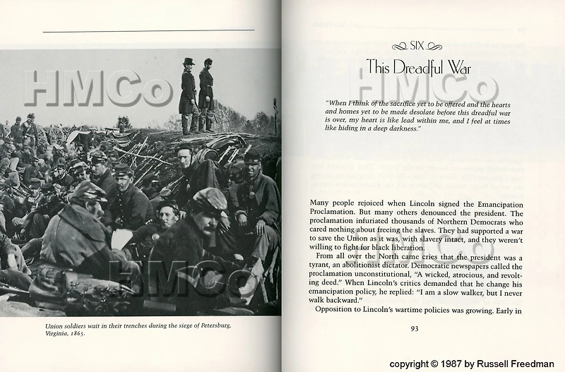 Lincoln: A Photobiography (Newbery Medal Winner)