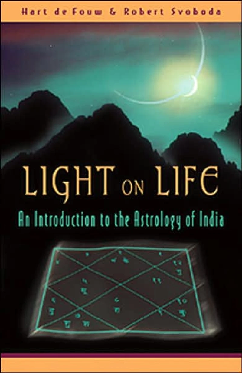 LIGHT ON LIFE: AN INTRODUCTION TO THE ASTROLOGY OF