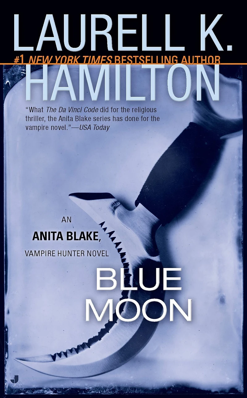 Blue Moon (Anita Blake, Vampire Hunter Series #8)
