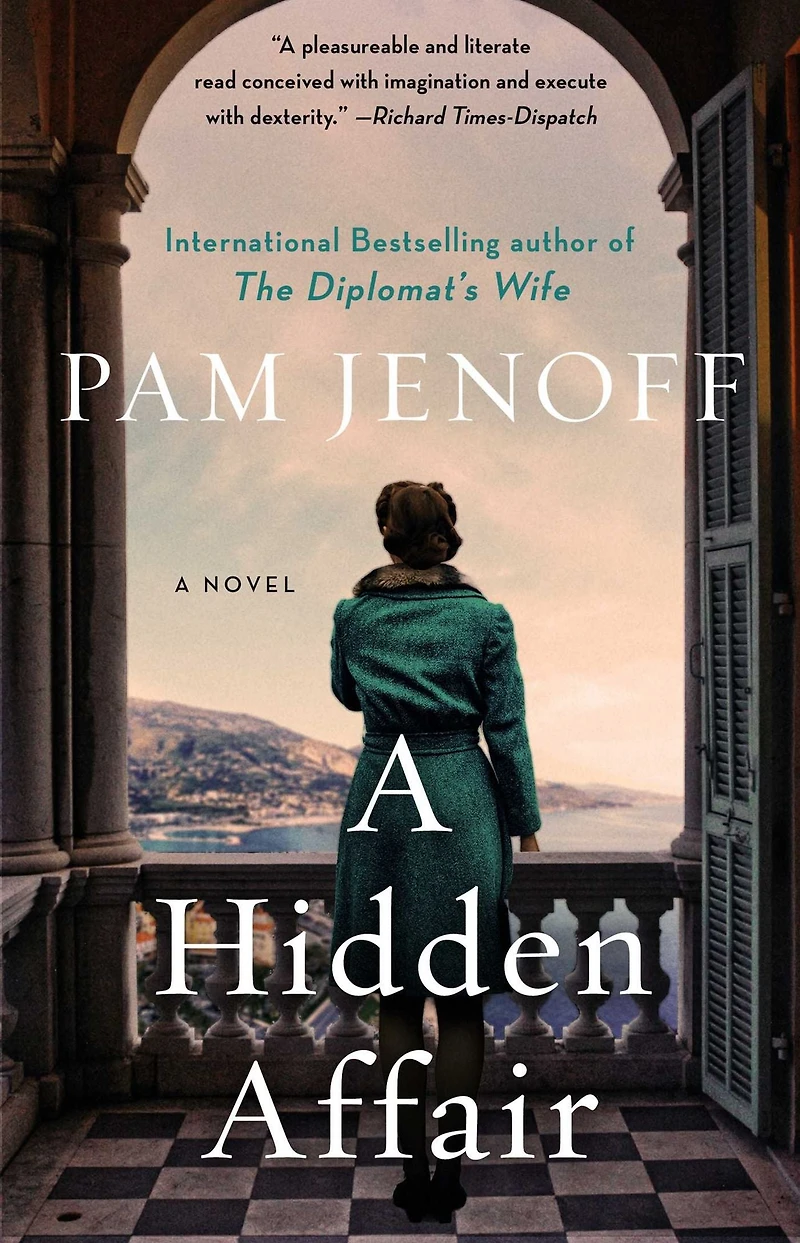 A Hidden Affair: Novel