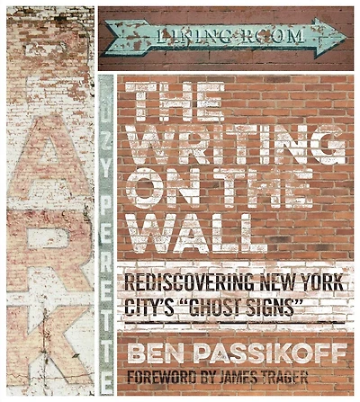 The Writing on the Wall: A Novel