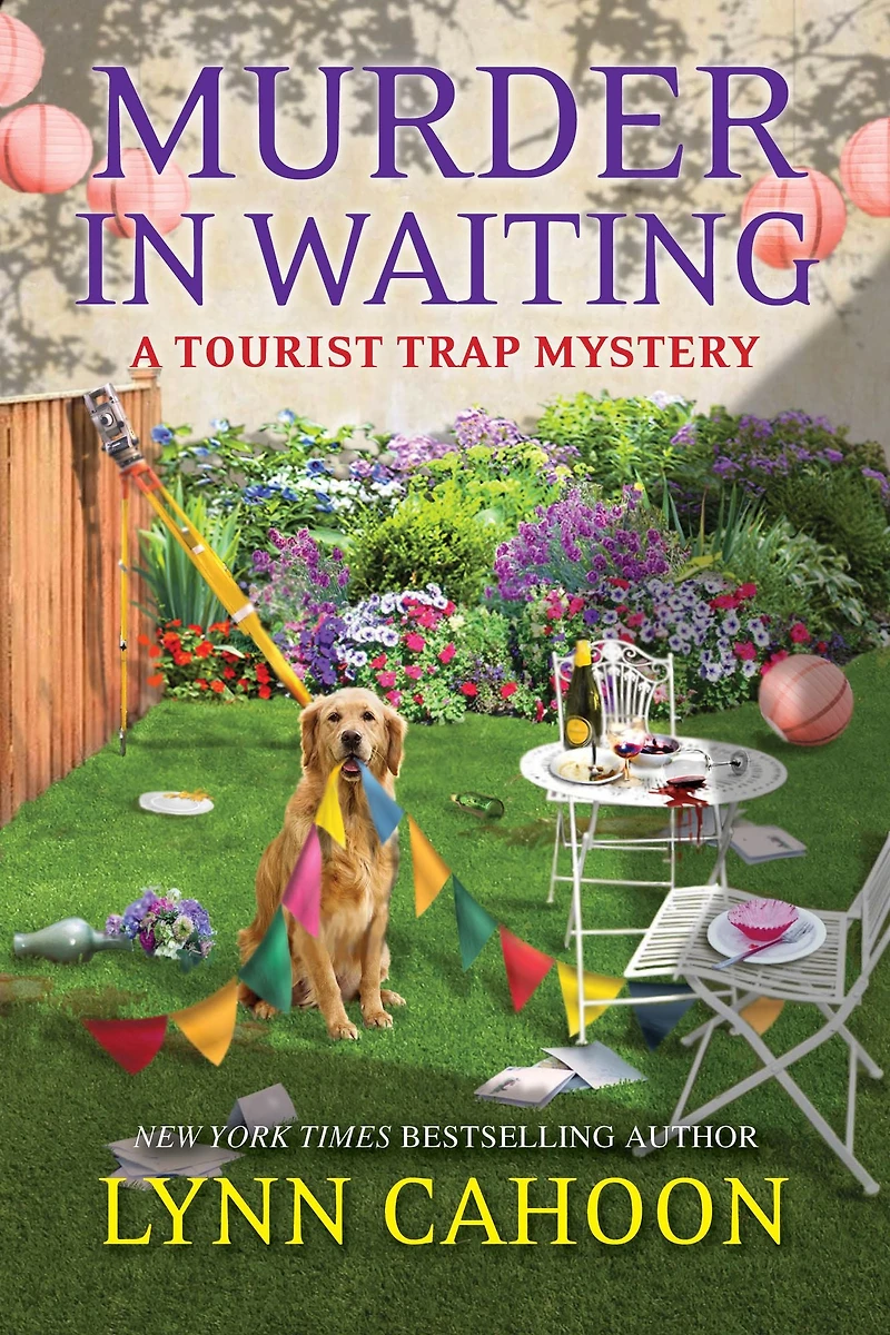 Murder Waiting (Tourist Trap Mystery Series #11)