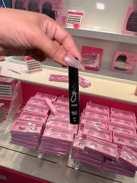 Magnetic Liquid Liner