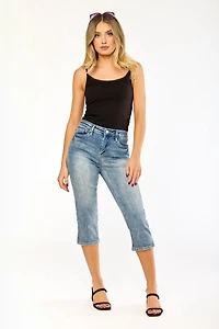 Tattoo Medium-Wash Mid-Rise Capri