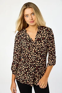 Small Leaf Print V-Neck 3/4 Sleeve Blouse