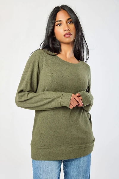 Long-Sleeve Supersoft Sweater with Flatlock Stitching