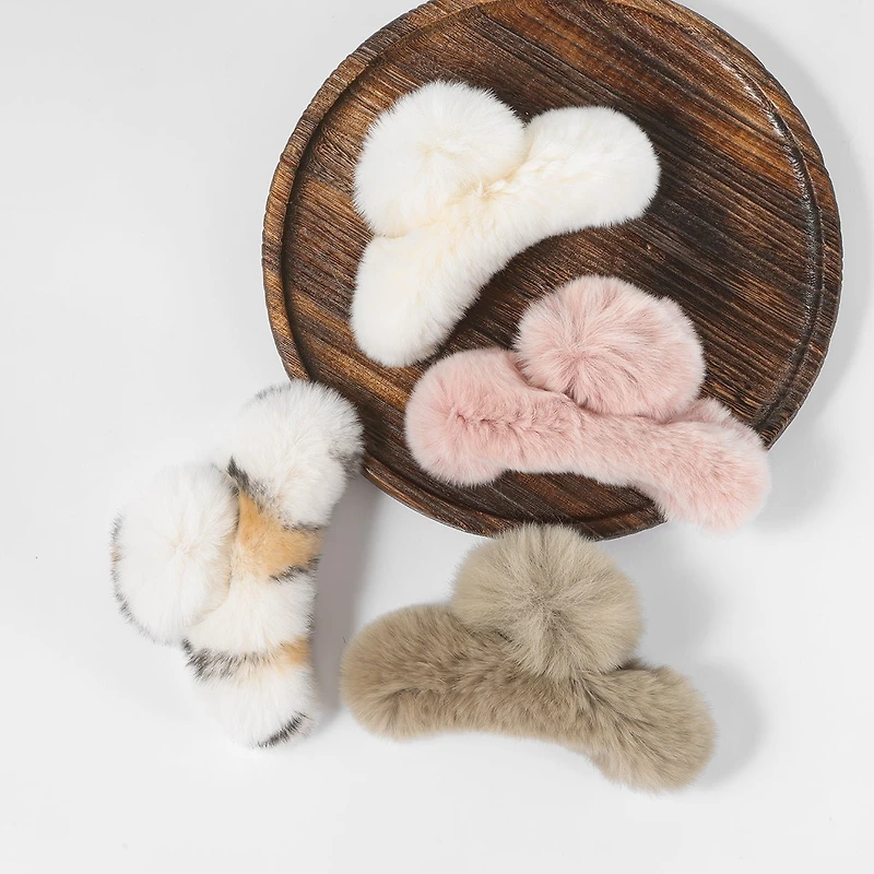 Arch14 Fluffy Arch Claw Clips 1pc