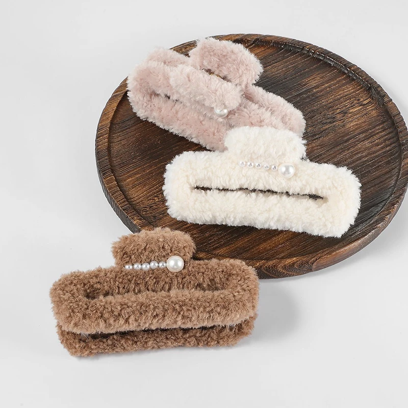 Arch14 Fuzzy Rectangle Claw Clips 1pc