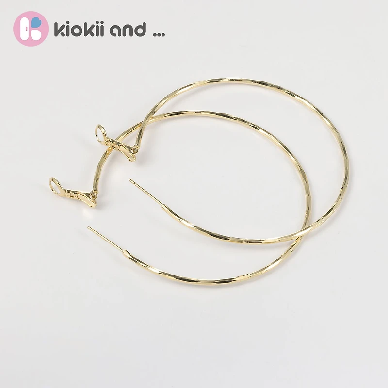 Arch14 Timeless Elegance Classic 18K Gold Hoop Earrings