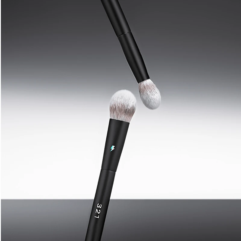 BLJ Lightning Series Ace Blush Brush 1pc