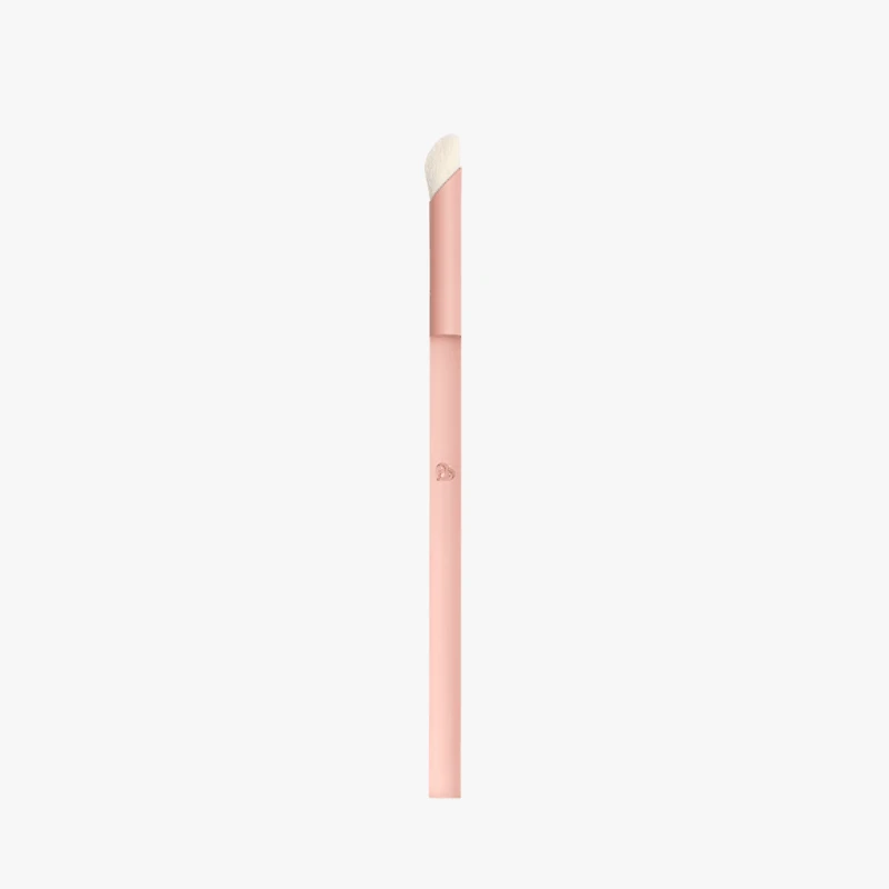 BLJ Semi Sweet Peach Shaped Scythe Like Nose Shadow Brush 1pc